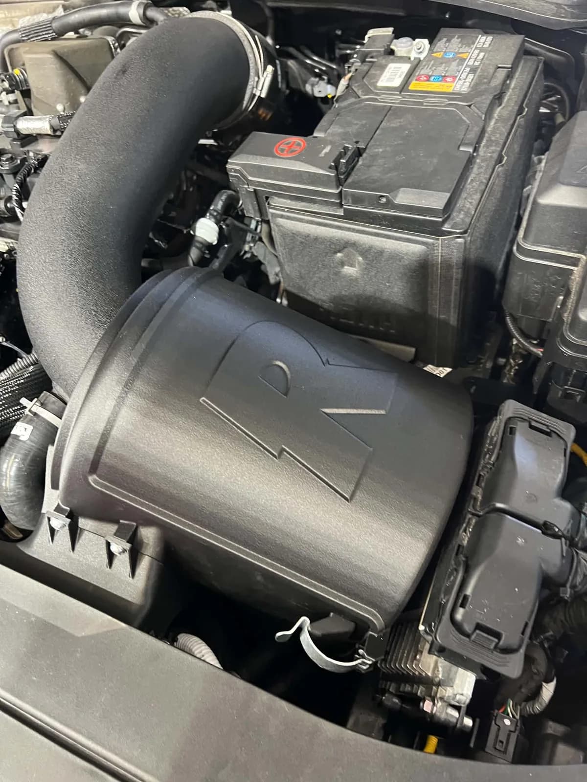 A second view of the enclosure fitted in the i30 N Sedan bay